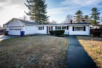 33 Parenteau St, Manchester, NH 03103