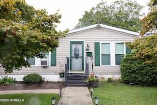 1215 Broad St, Pleasantville, NJ 08232