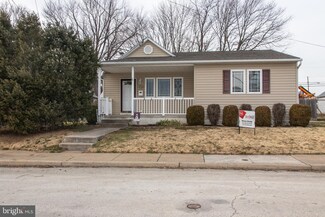 3720 W 12th St, Marcus Hook, PA 19061