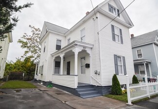 207 Concord St, Lowell, MA 01852