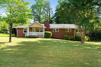 1865 Briarlake Cir, Decatur, GA 30033