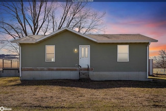 69438 260th St, Colo, IA 50056