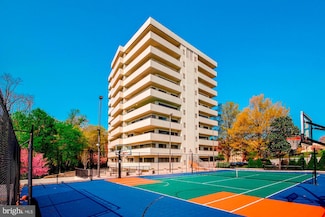 5300 Columbia Pike Unit 1008, Arlington, VA 22204