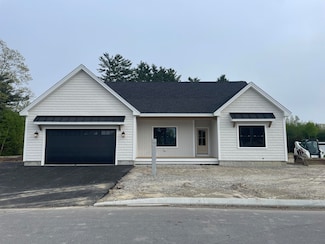 11 Magnolia Dr, Old Orchard Beach, ME 04064