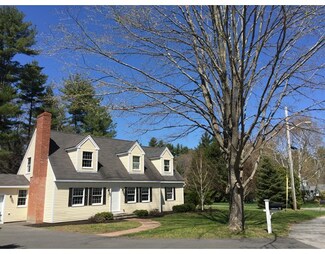 35 Postgate Rd, South Hamilton, MA 01982