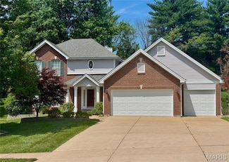 1827 Pheasant Run Dr, Maryland Heights, MO 63043