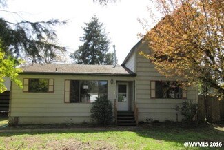 35 S Main St, Falls City, OR 97344