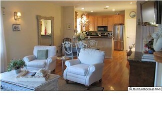 23 Beach St, Sea Bright, NJ 07760