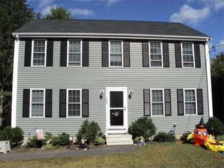 440 Staples St, East Taunton, MA 02718
