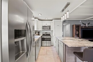 352 Saxony H Unit 352, Delray Beach, FL 33446