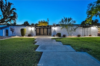 315 Teasdale Dr, Claremont, CA 91711