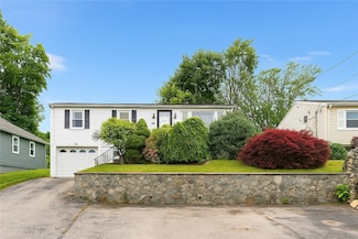 65 Winfield Rd, Johnston, RI 02919