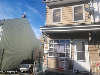 427 W Atlantic St, Shenandoah, PA 17976