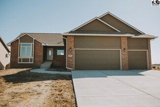 1406 Main St, Halstead, KS 67056