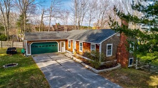 16 Ashland Ave, Yarmouth, ME 04096