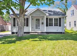 1656 N Franklin St, Danville, IL 61832