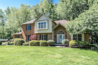37127 Hunters Trail, Avon, OH 44011