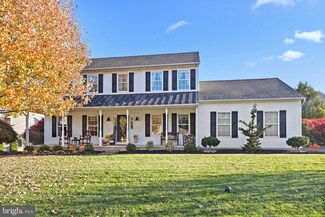 123 Kings Ct, Chalfont, PA 18914