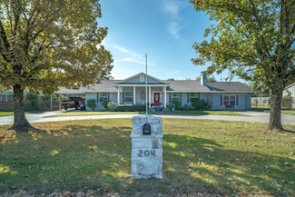 204 Southridge St, Edgewood, TX 75117