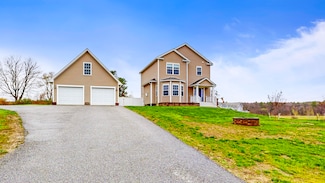 48 Lubear Way, Auburn, ME 04210