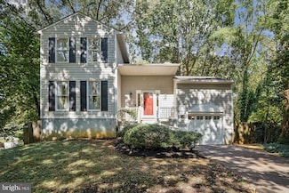 810 Chestnut Tree Dr, Annapolis, MD 21409