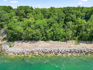 2719 Lakeshore Dr, St. Joseph, MI 49085