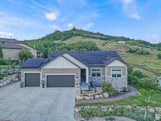 6226 W Valley View Dr, Mountain Green, UT 84050
