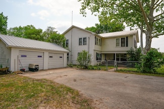 1688 Texas 71 Business, La Grange, TX 78945