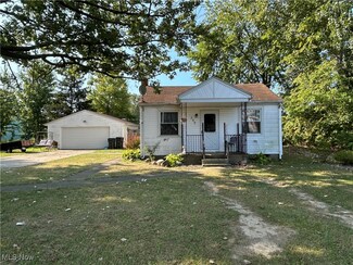209 Parmely Ave, Elyria, OH 44035