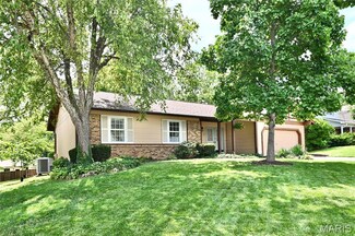 7 Spencer Path Dr, Saint Peters, MO 63376