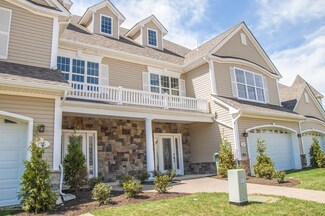 53 Abbey Rd, Fort Monmouth, NJ 07703