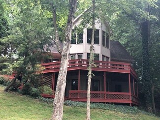 181 Lakeview Ln, Dunmor, KY 42339
