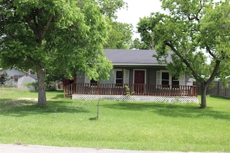 611 Nelson St, Crosby, TX 77532
