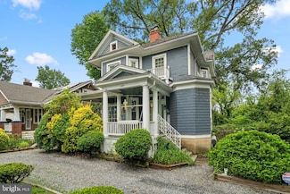 6626 1st St NW, Washington, DC 20012