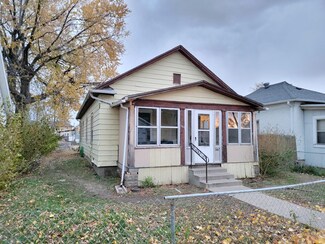 603 S 24th St, Council Bluffs, IA 51501