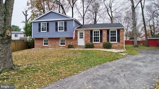 9321 Kenbrooke Ct, Laurel, MD 20723