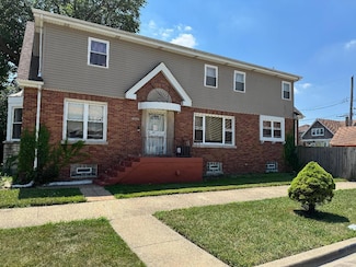 10200 S Rhodes Ave, Chicago, IL 60628