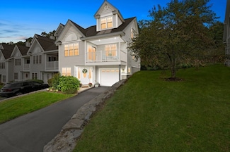 90 Carrington Ln Unit 90, Uxbridge, MA 01569