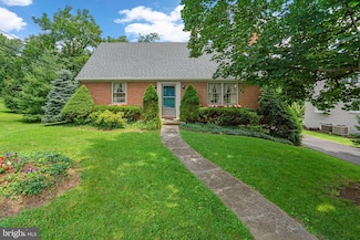 825 Fairway Ave, Catonsville, MD 21228