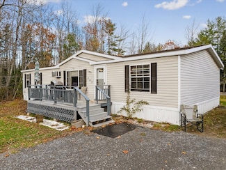 263 Mudgett Rd, Kenduskeag, ME 04450