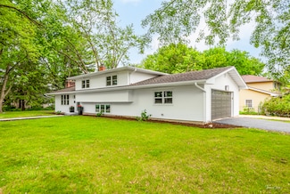 116 Waxwing Ave, Naperville, IL 60565
