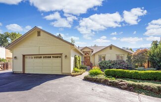 752 Capella Cir, Ashland, OR 97520