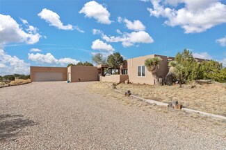 4 Casa Del Oro Place, Santa Fe, NM 87508