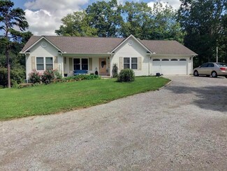 1229 Franklin Loop, Clarkrange, TN 38553