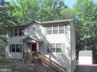 106 Buck Ridge Ln, Drums, PA 18222