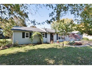 6245 Georgia Rd, Nashport, OH 43830