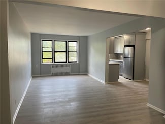 2 Fisher Dr Unit 307, Mount Vernon, NY 10552
