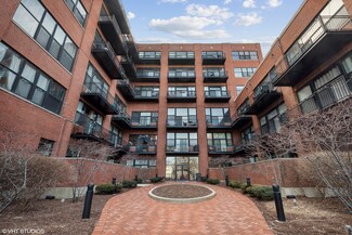 2323 W Pershing Rd Unit 519, Chicago, IL 60609