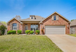 3404 SW Briar Creek Ave, Bentonville, AR 72712