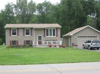 3117 W 47th Ave, Gary, IN 46408